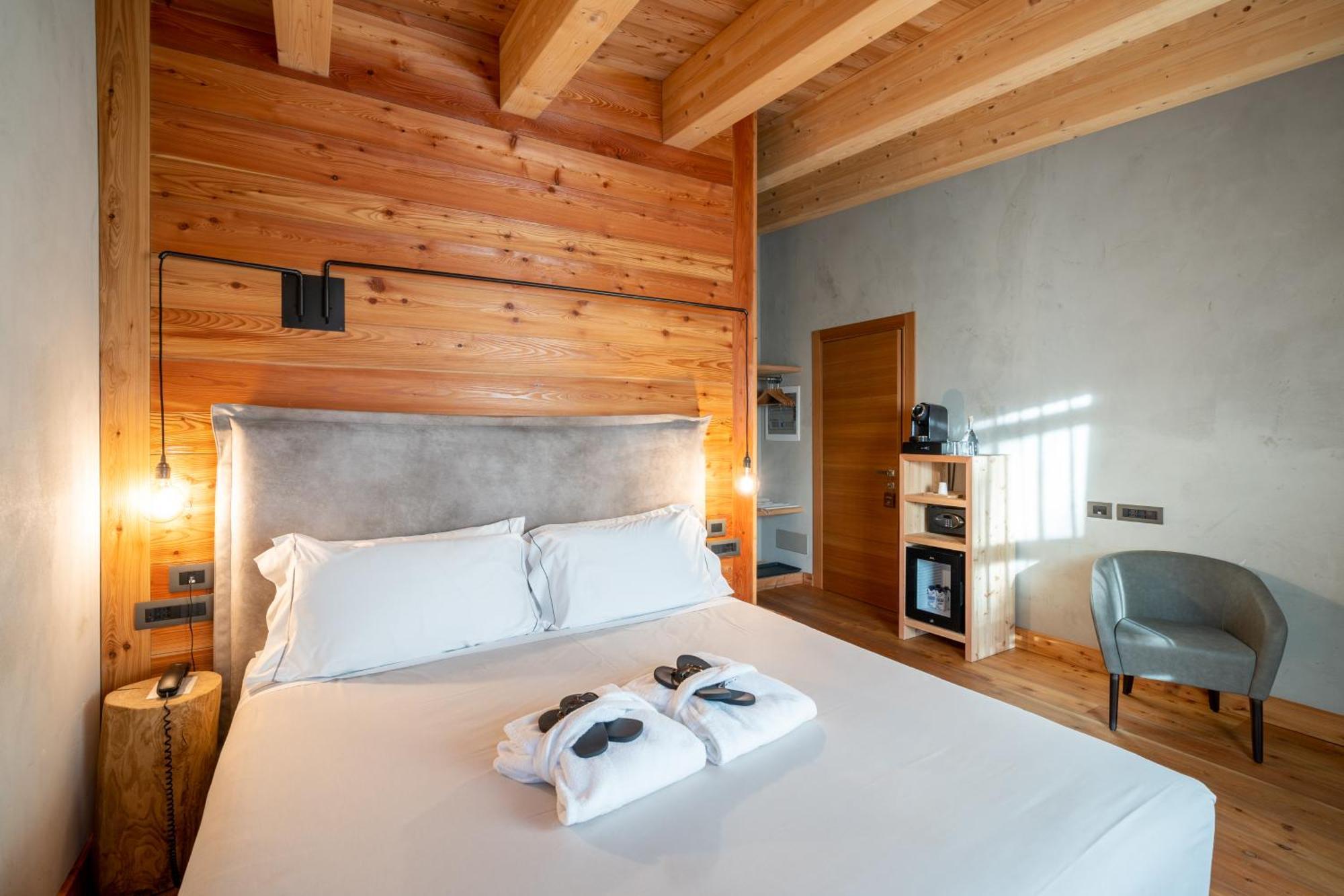 Au Charmant Petit Lac - Ecohotel Parc & Spa تشامبولوك المظهر الخارجي الصورة